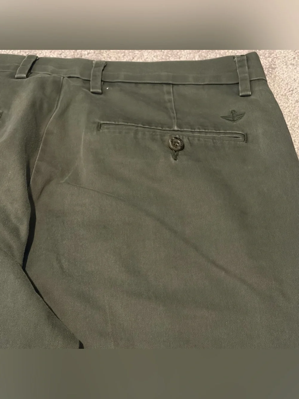 Dockers Men’s Size 34x30 Green Khaki Flat Front Straight Fit Preppy Pants